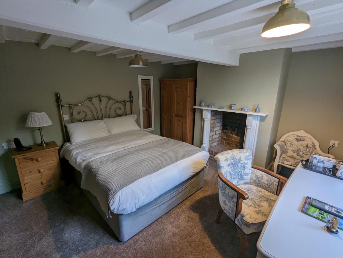 The Cottage Hotel Bradmore  Экстерьер фото