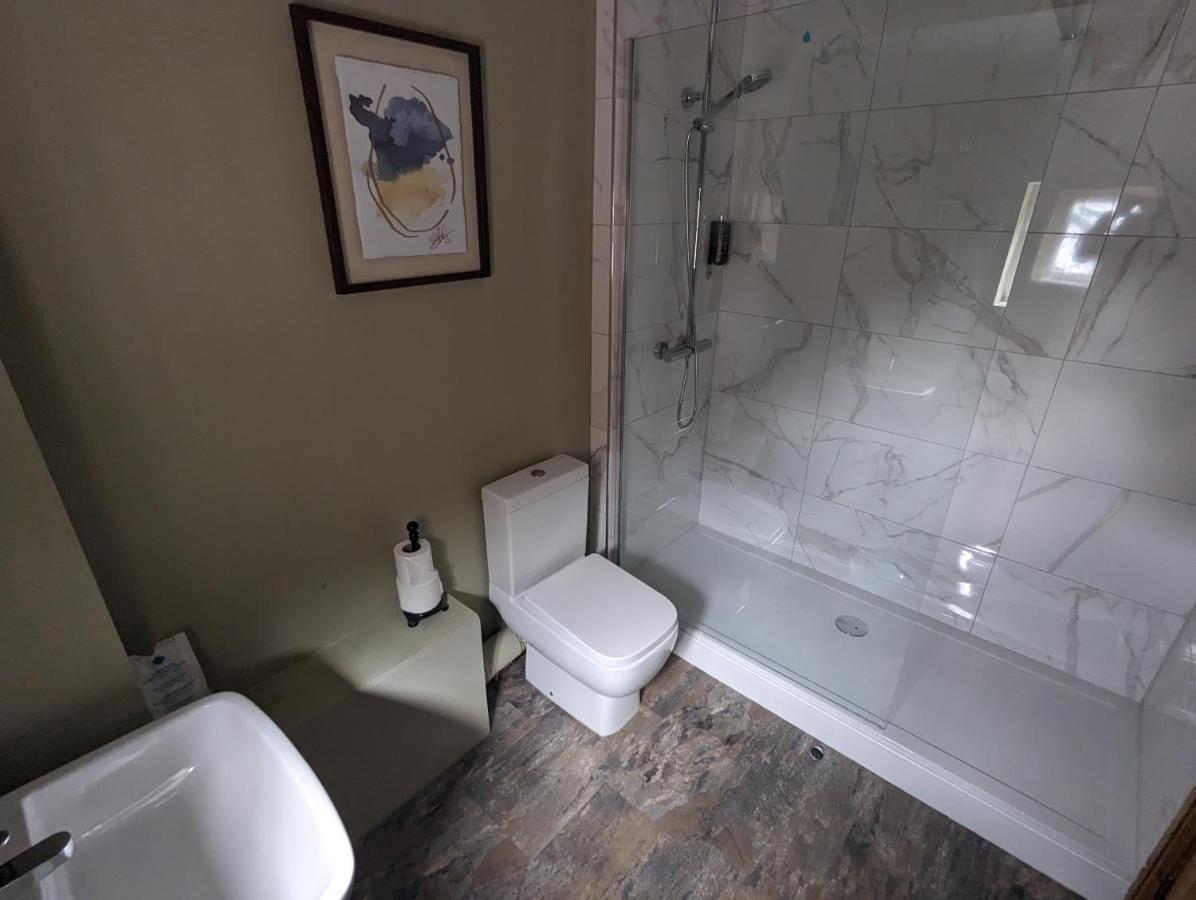 The Cottage Hotel Bradmore  Экстерьер фото