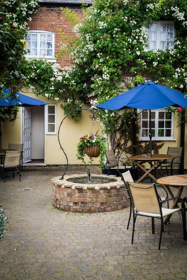 The Cottage Hotel Bradmore  Экстерьер фото